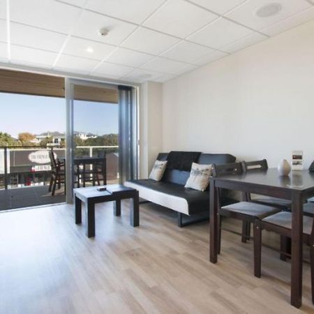 Beach Pacific Apartments Waihi Room photo