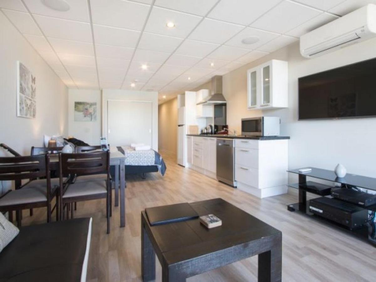 Beach Pacific Apartments Waihi Room photo