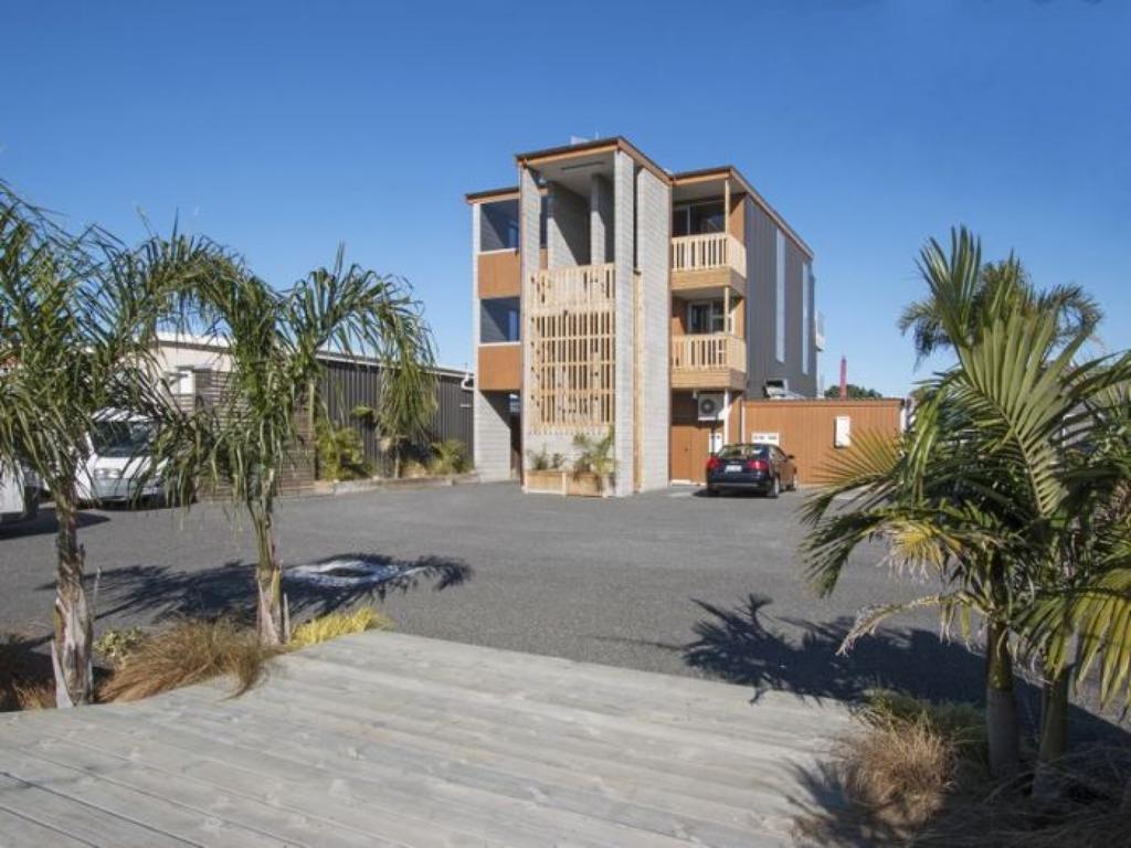 Beach Pacific Apartments Waihi Exterior photo