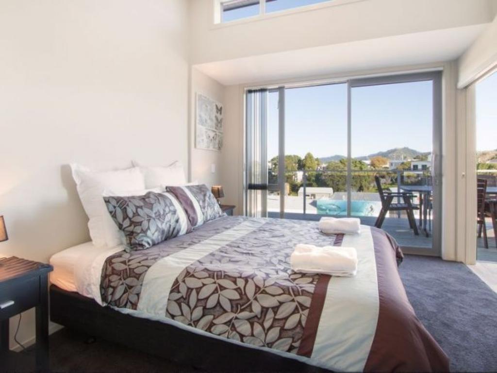Beach Pacific Apartments Waihi Room photo